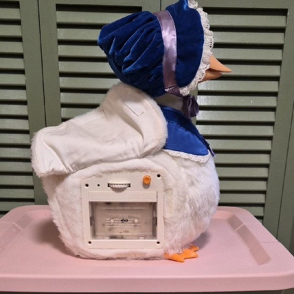 World Of Wonder 80s Mother Goose - Picture 5 of 16